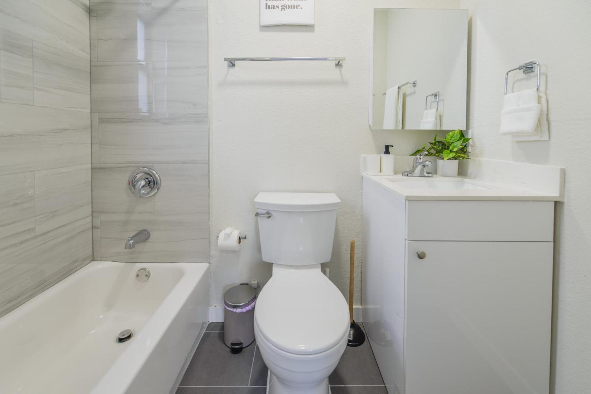 Quiet Studio Near Calle Ocho In Miami Apartment Ngoại thất bức ảnh